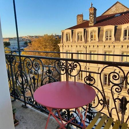 Апартаменты Vue Sur Rhone Лион Экстерьер фото